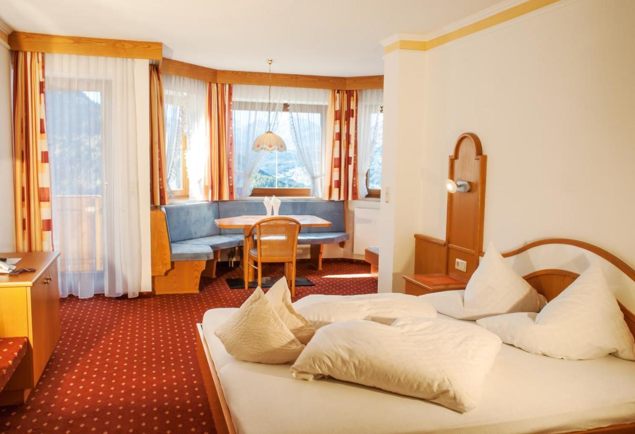 Hotel Romantica แยร์สเซินส์ ห้อง รูปภาพ
